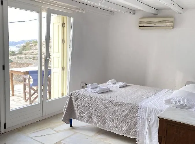 Myrovi Harmony Suites - Sea View & Pool In Kanalia