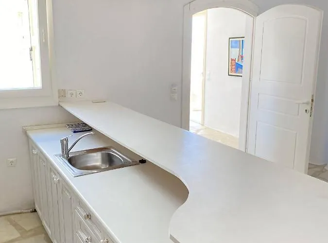 Myrovi Harmony - Sea View & Pool In Kanalia Daire